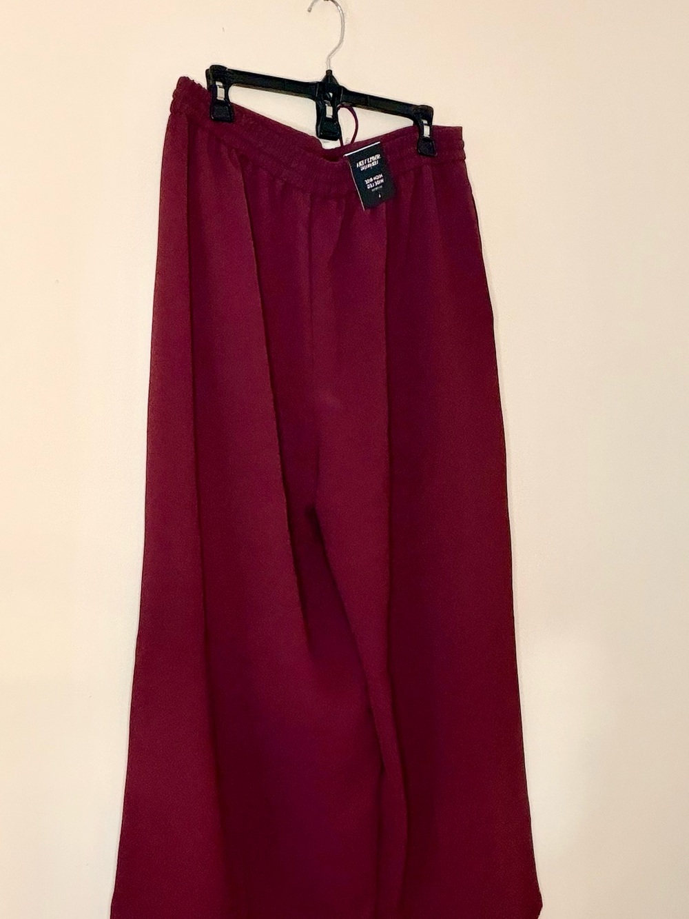 Simply Vera Vera Wang large Wine pants with Drawstring Waist - Picture 2 of 6